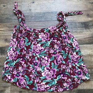 American Eagle Outfitters top